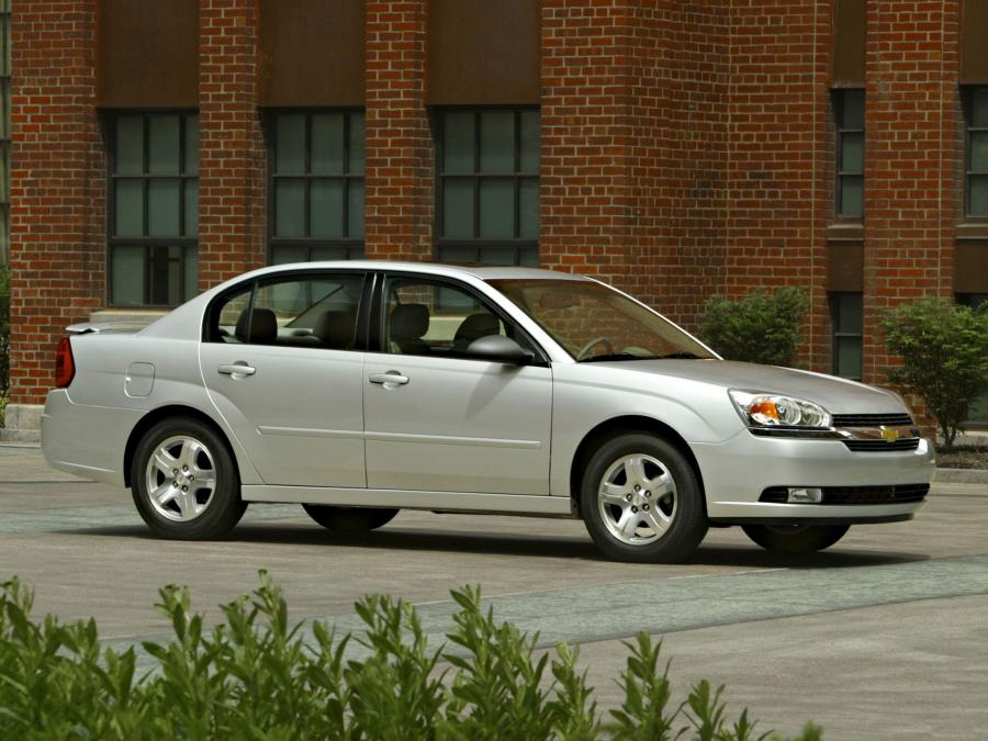  Chevrolet Malibu 2004 года  (фото 14 из 72)